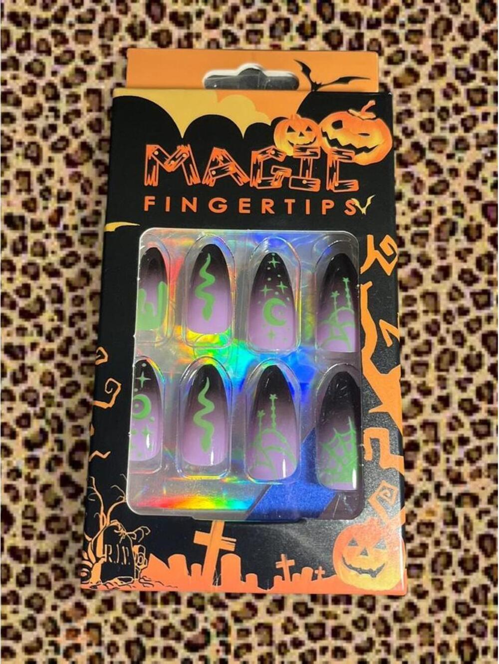 Halloween gothic black and purple ombré nails